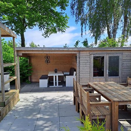 הוילה Rheezerveen Chalet Eben Haezer מראה חיצוני תמונה