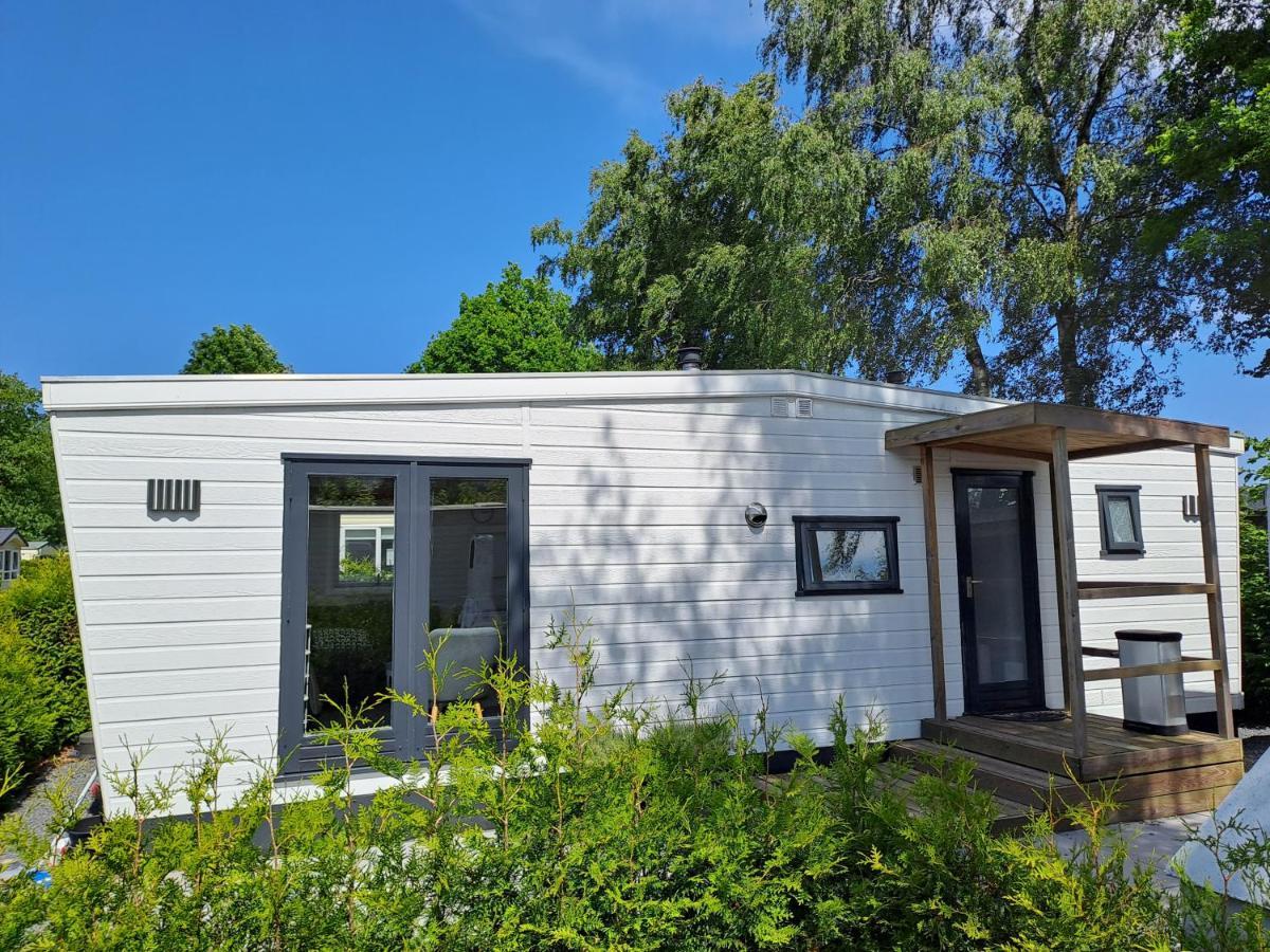 הוילה Rheezerveen Chalet Eben Haezer מראה חיצוני תמונה